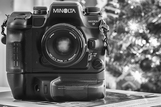 nikon f6 vs minolta maxxum 9